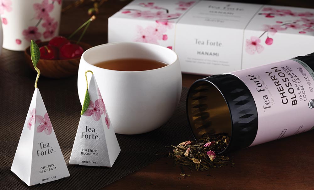 Hanami Collection with infuser, white cup and Loose Tea Canister